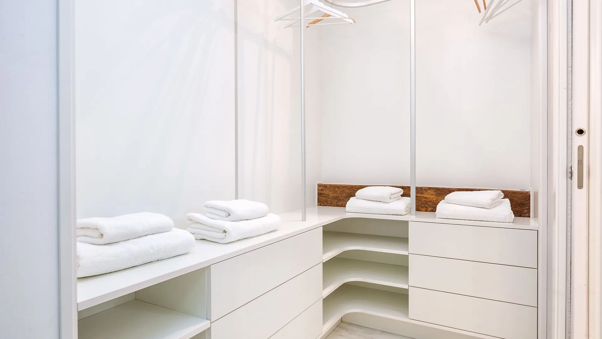 Apartamento Holly Malaga Apartment